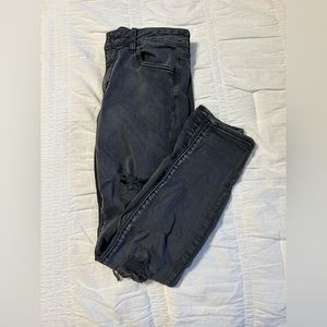American Eagle black distressed skinny jeans